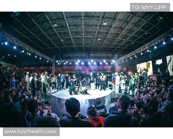 重庆街舞队的运营革新探索与实践:推动文化传承与商业发展的新模式 重庆街舞队的运营革新探索与实践:推动文化传承与商业发展的新模式